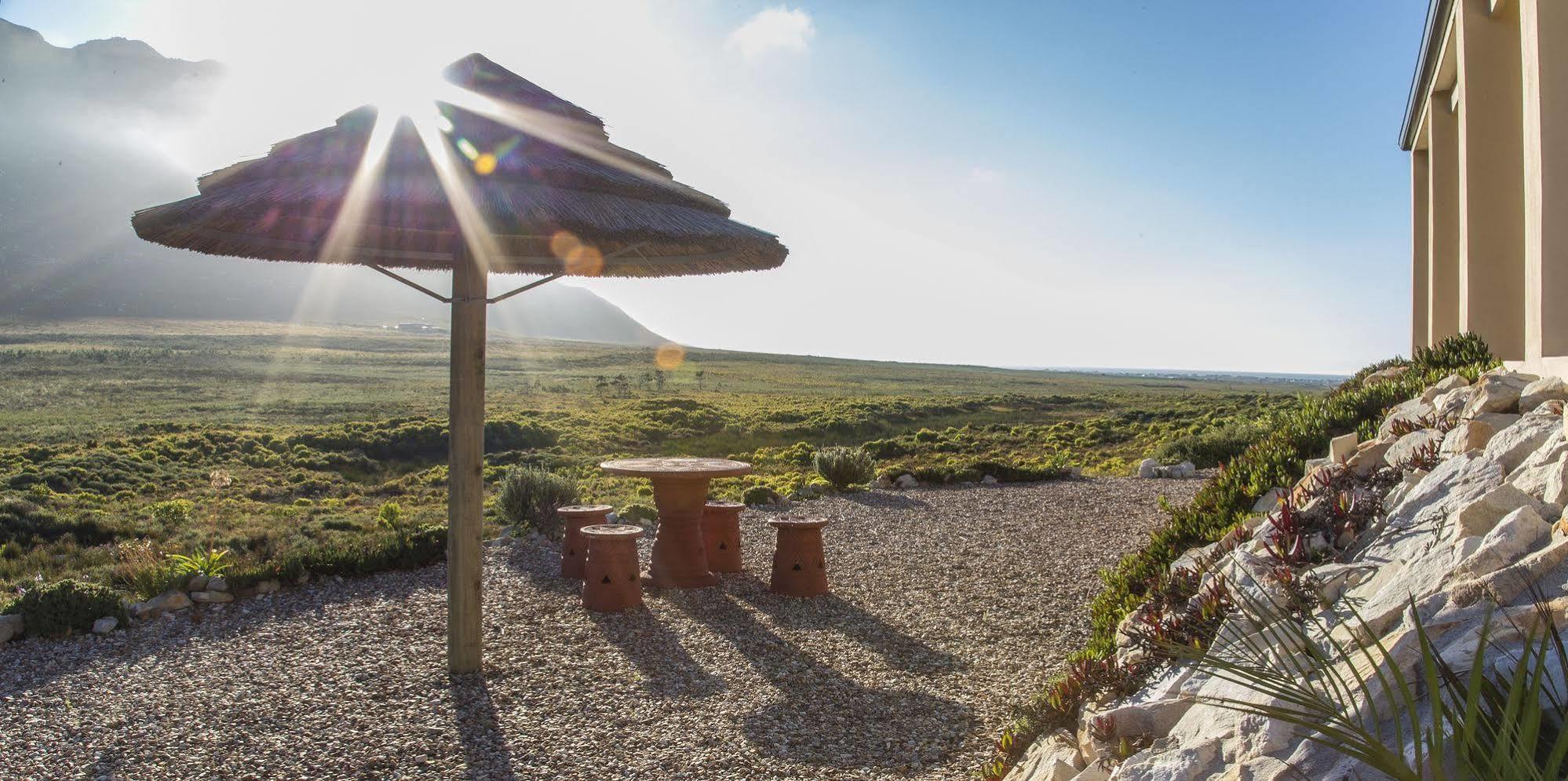 Kapensis Guesthouse Pringle Bay Dış mekan fotoğraf